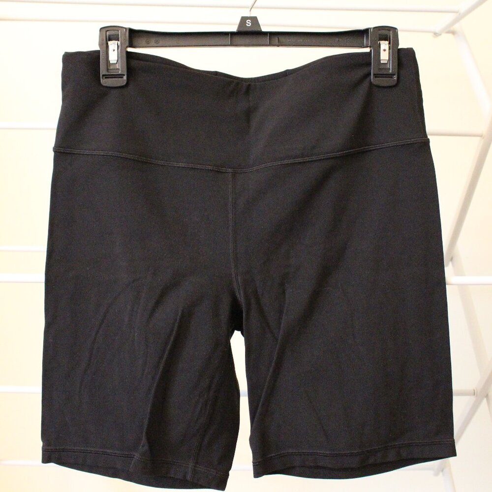 Athleta Elation 8" Shorts